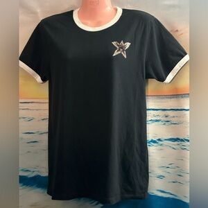 Netflix Stranger Things Dart Demogorgon Black & White Graphic T-shirt Women’s MD